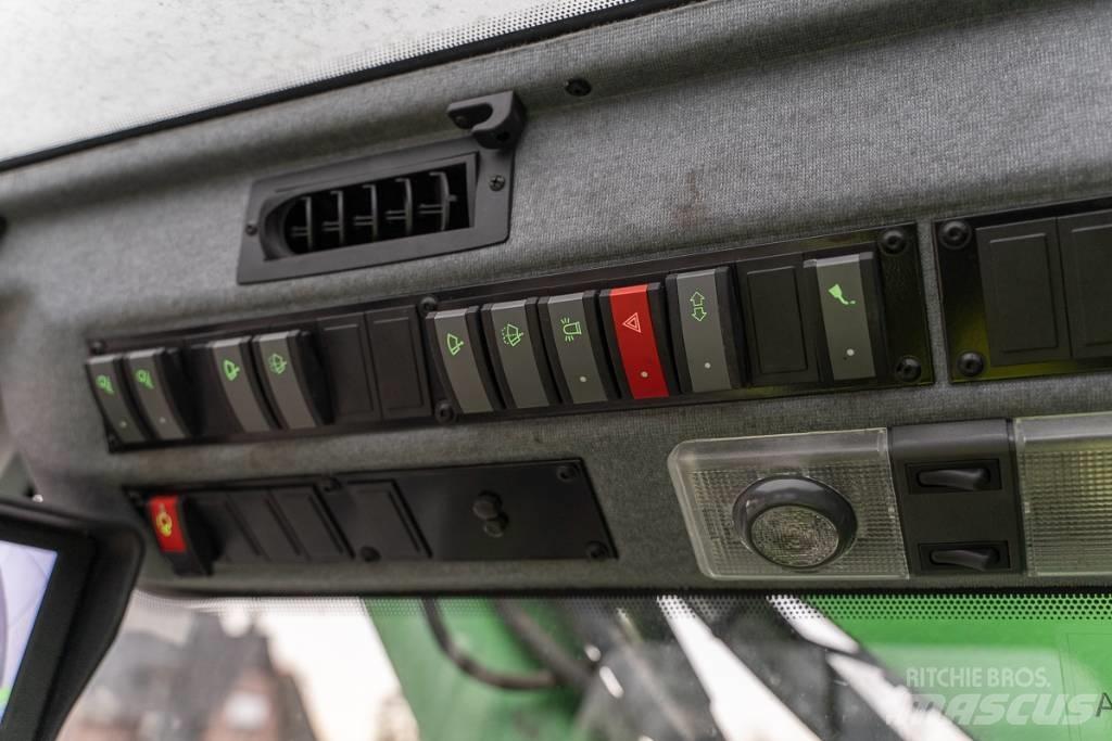 Sennebogen 818 E Gravemaskiner på hjul