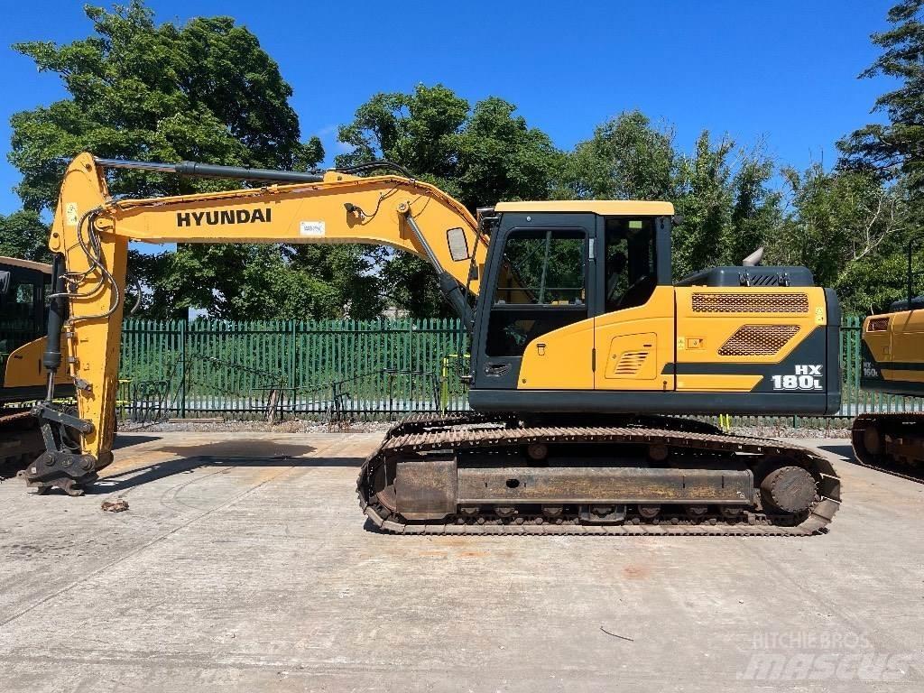 Hyundai HX 180 L Gravemaskiner på larvebånd