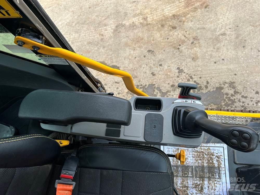 JCB 140X Gravemaskiner på larvebånd