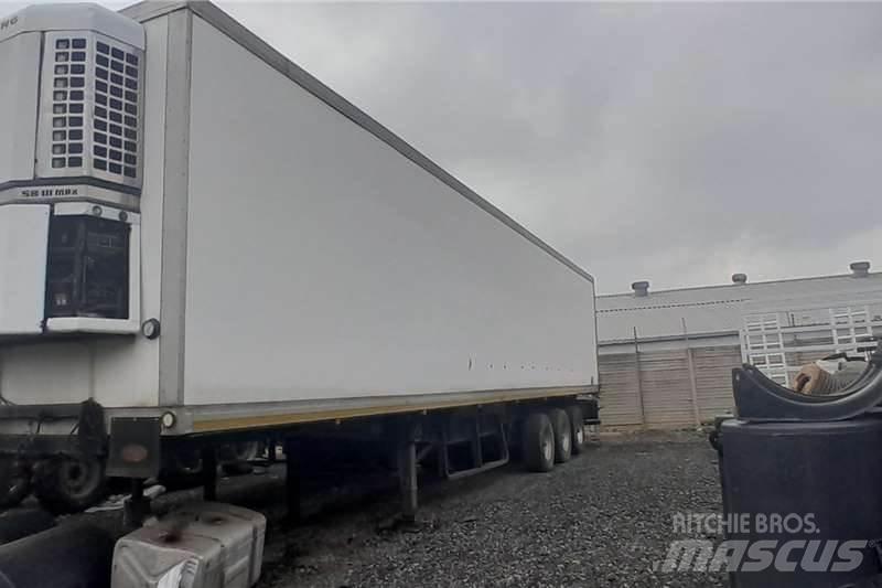  TRAILER 10002000 Andre lastbiler