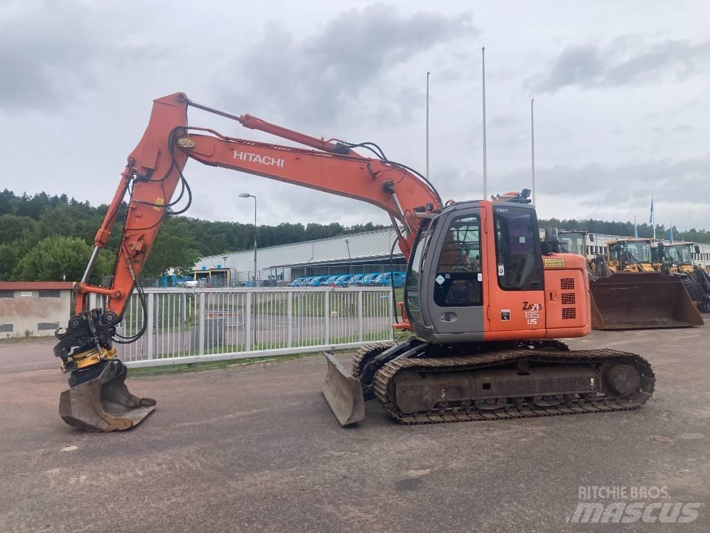 Hitachi ZX 135 US Gravemaskiner på larvebånd
