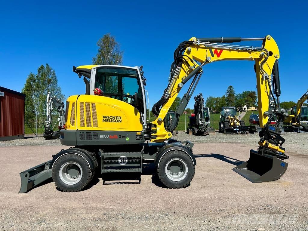 Wacker Neuson EW65 Gravemaskiner på hjul
