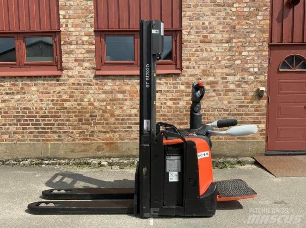 BT SPE 120 L Gaffelstabler med gående fører