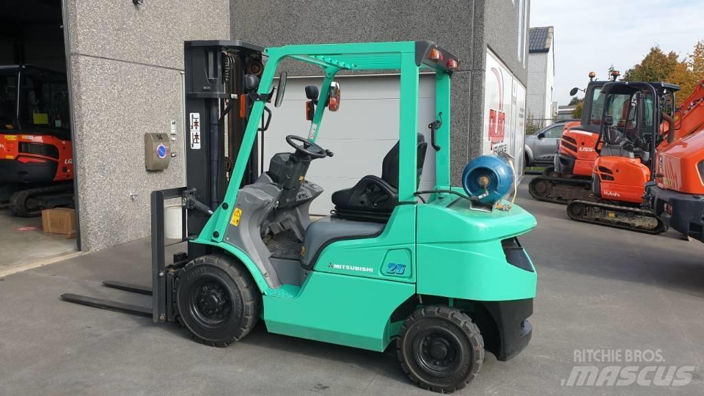 Mitsubishi FGE25NT LPG gaffeltrucks