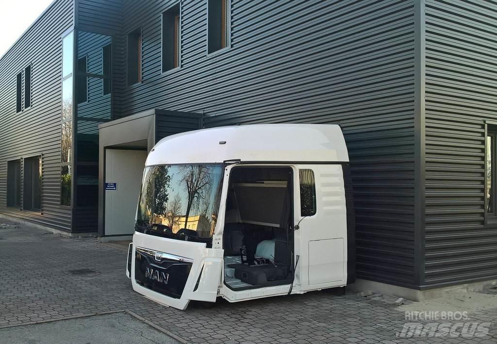MAN TGX XLX EURO 6 Kabiner og interiør