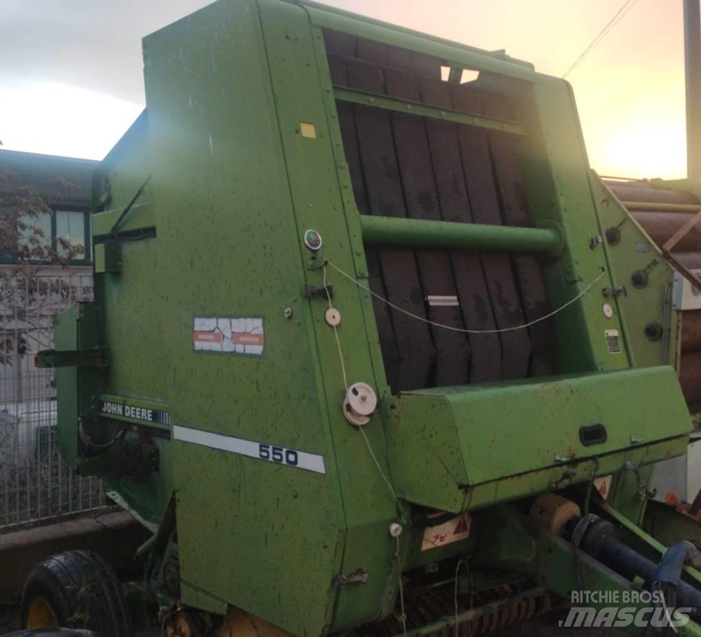 John Deere 550 Rundballe-pressere