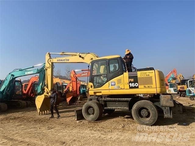 Komatsu PW160 Gravemaskiner på larvebånd