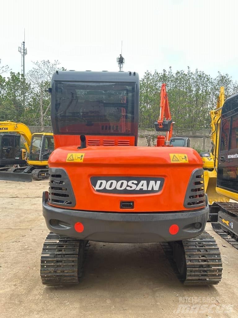 Doosan DX 60-9 C Gravemaskiner på larvebånd