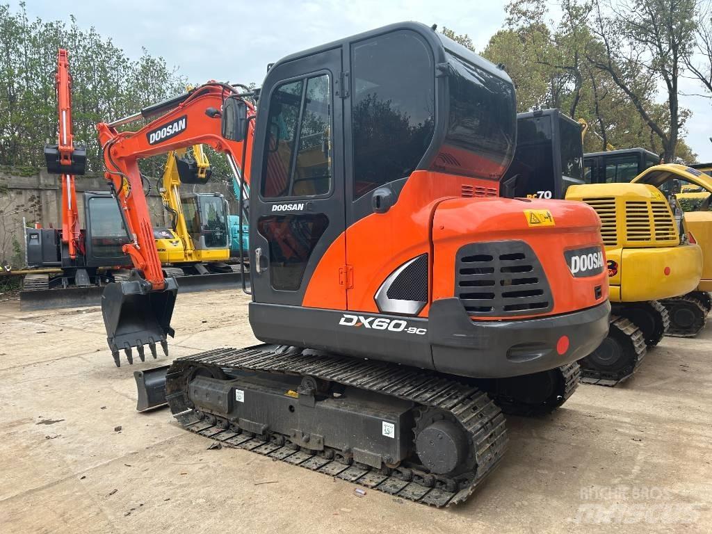 Doosan DX 60-9 C Gravemaskiner på larvebånd