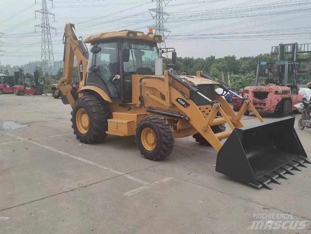 CAT 420 F Rendegravere