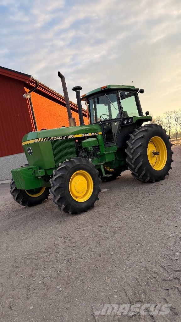 John Deere 4640 4WD Traktorer