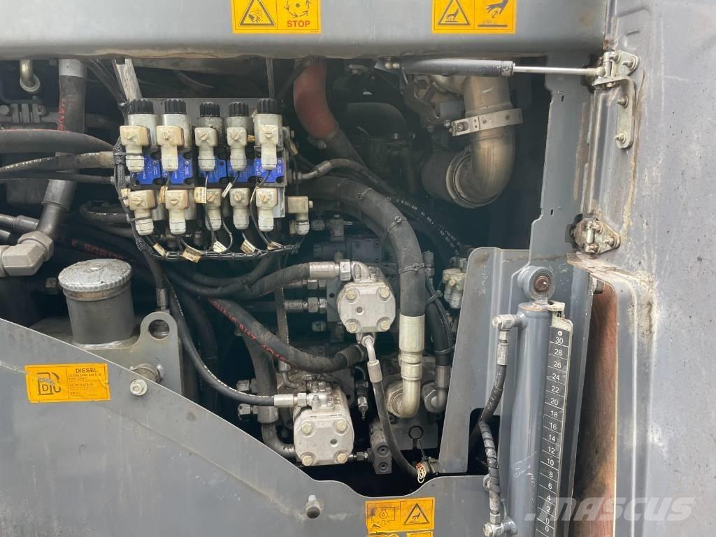 Vögele SUPER 800-3I Asfaltudlæggere