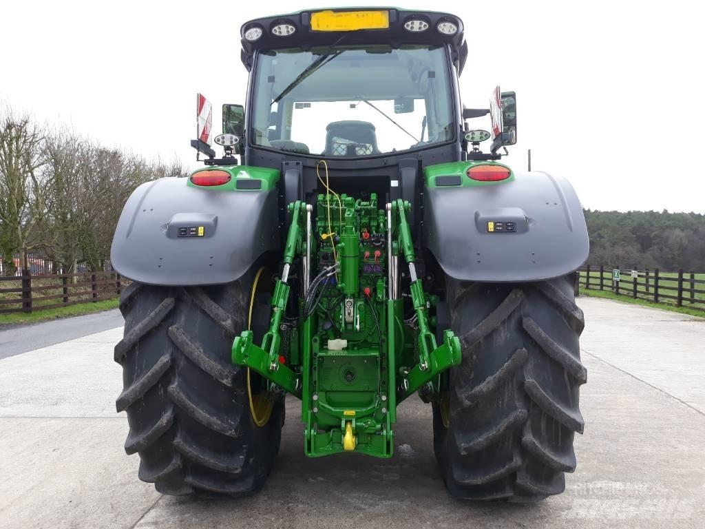 John Deere 6250 R Traktorer