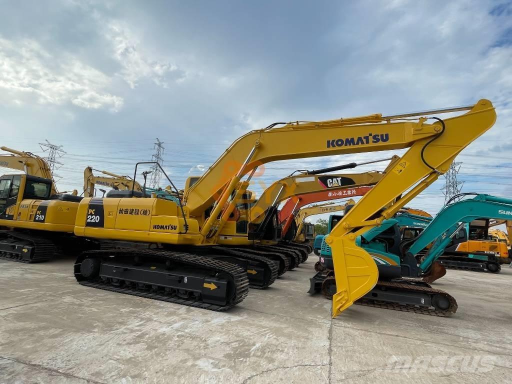 Komatsu PC 220-8 Gravemaskiner på larvebånd