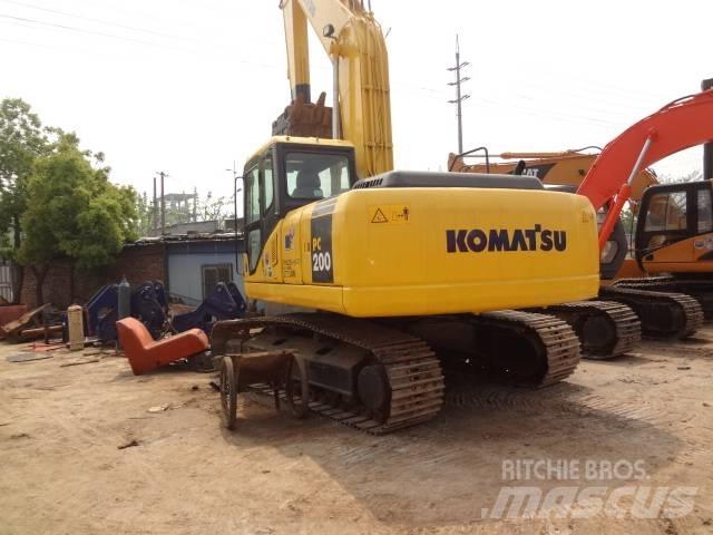 Komatsu PC 220-8 Gravemaskiner på larvebånd