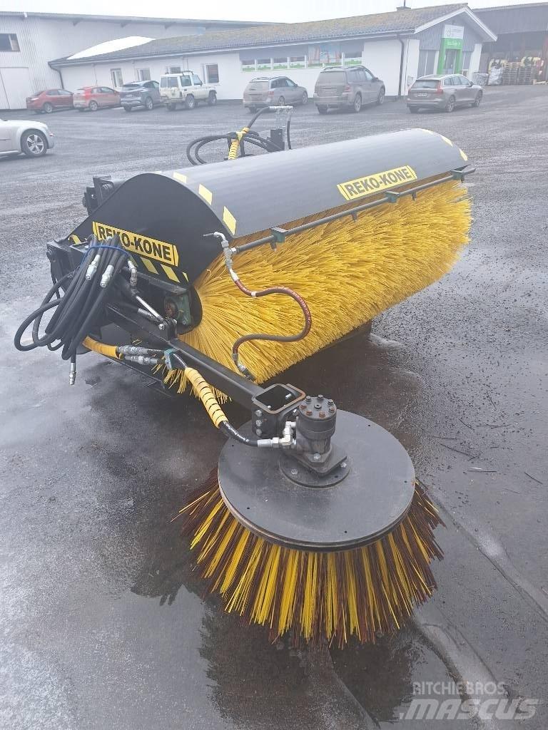 Reko KH 1800 Fejemaskiner