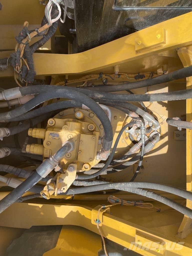 CAT CAT330GC Midi-gravemaskiner 7t - 12t
