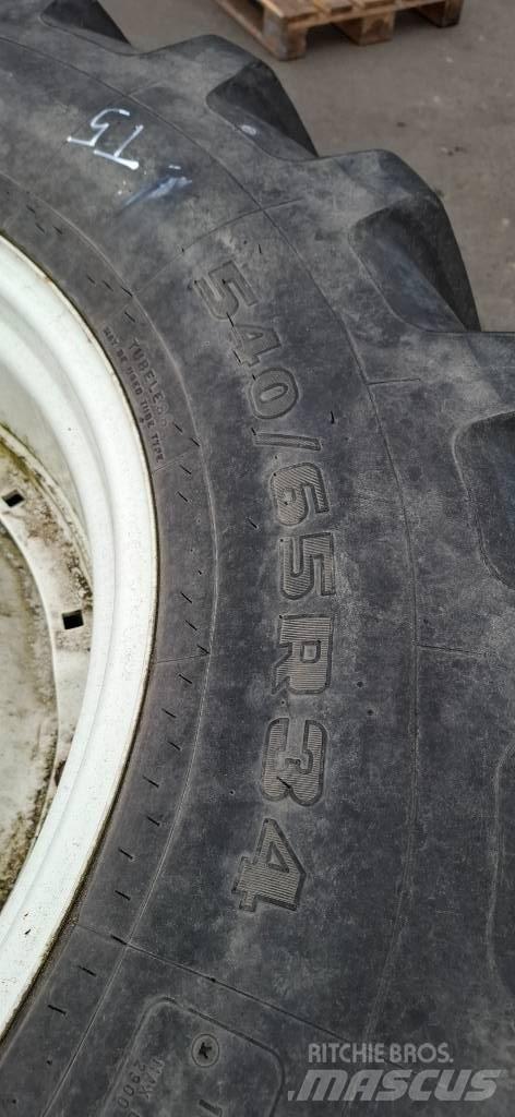 Firestone 540/65R_34 Hjul, Dæk og Fælge