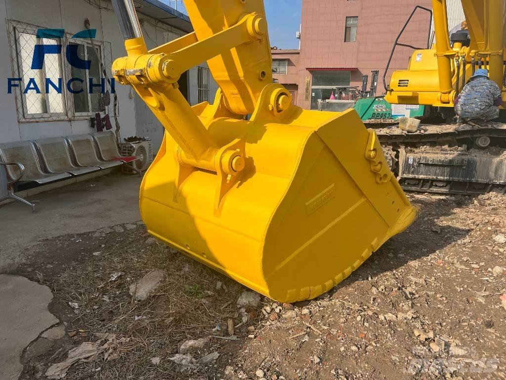 Komatsu PC 450-8 Gravemaskiner på larvebånd