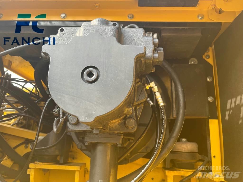 Komatsu PC 450-8 Gravemaskiner på larvebånd