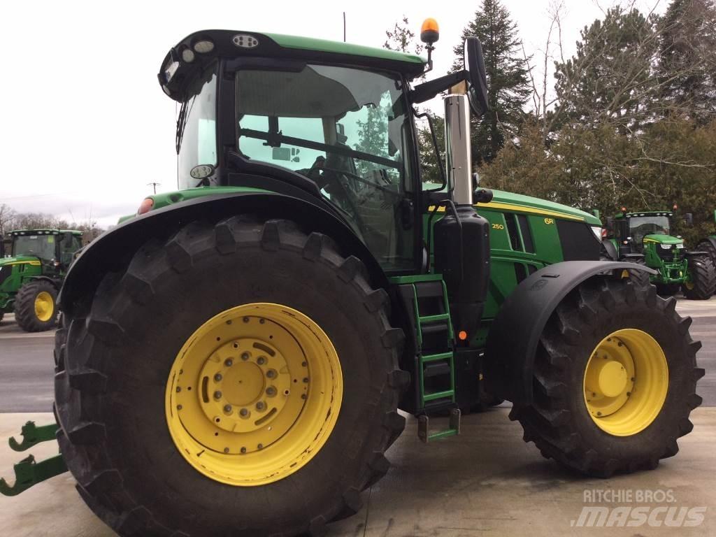 John Deere 6R250 Traktorer