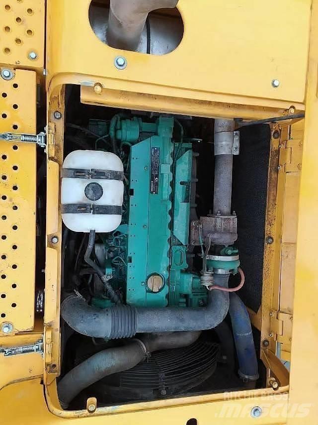 Volvo EC 210 Midi-gravemaskiner 7t - 12t