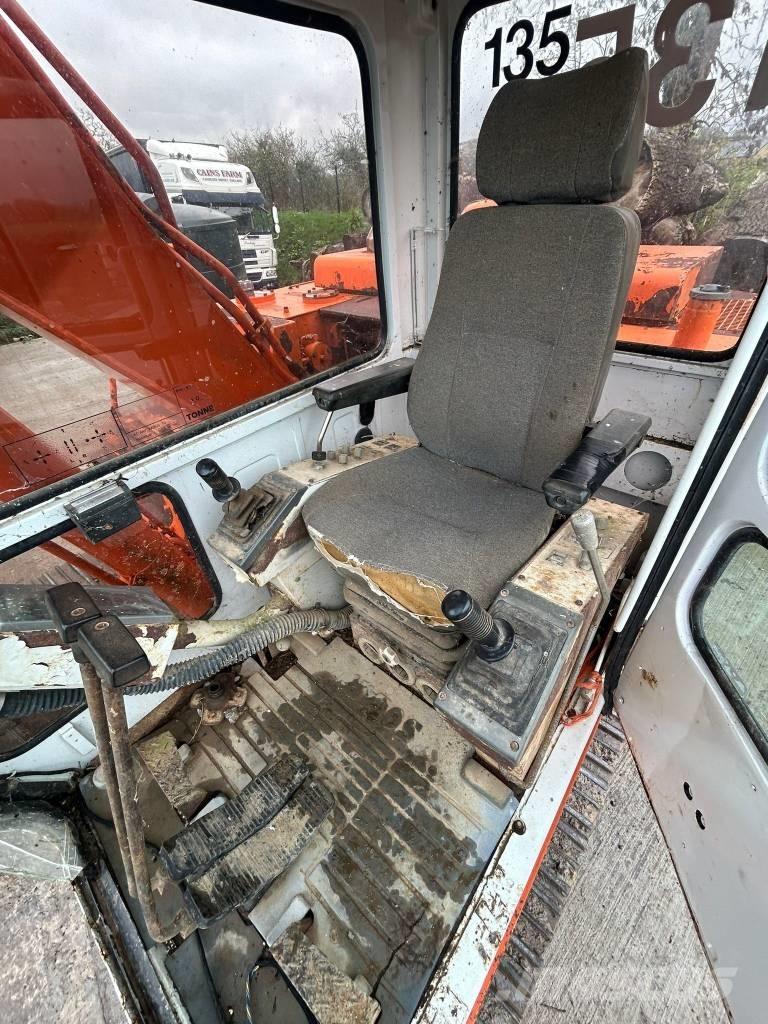 Daewoo DH 130 Gravemaskiner på larvebånd