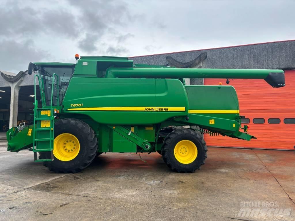 John Deere T 670 i Mejetærskere