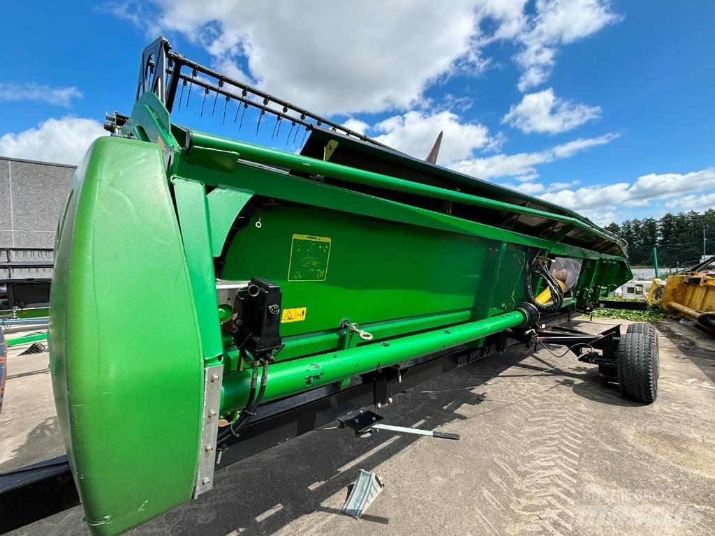 John Deere T 670 i Mejetærskere