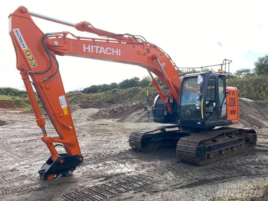 Hitachi ZX225USLC-6 Gravemaskiner på larvebånd