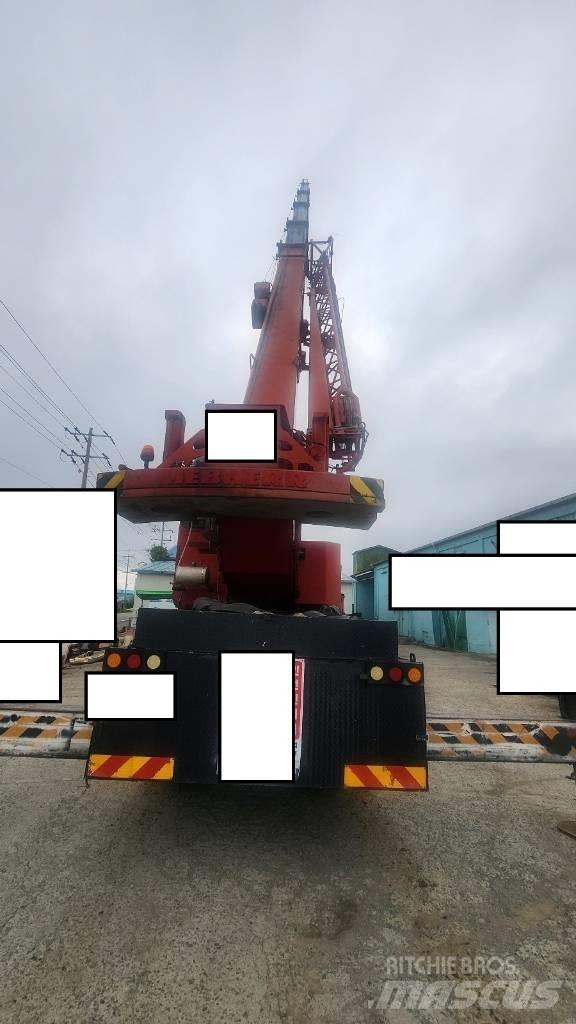 Liebherr LTM 1055-1 Kraner til alt terræn