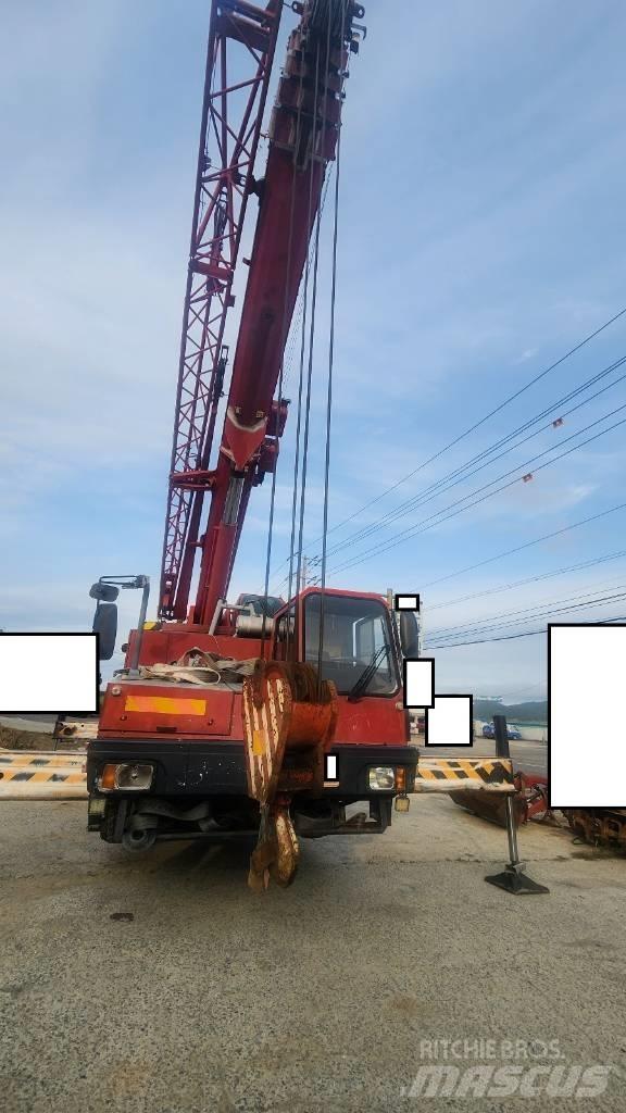 Liebherr LTM 1055-1 Kraner til alt terræn