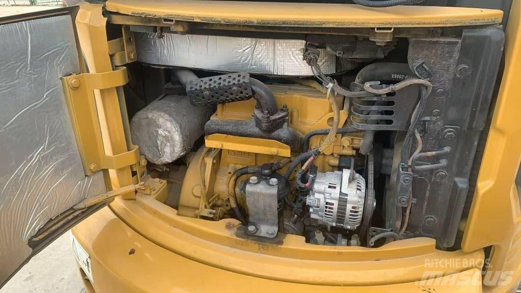 CAT 303 Gravemaskiner på larvebånd