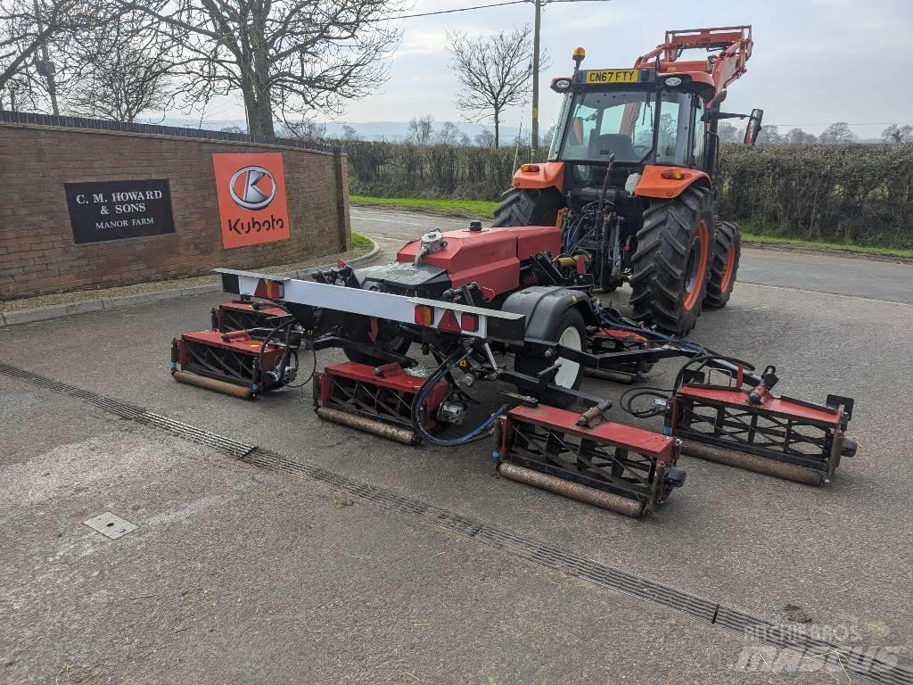 Toro TM7490 Monterede og efterspændte slåmaskiner