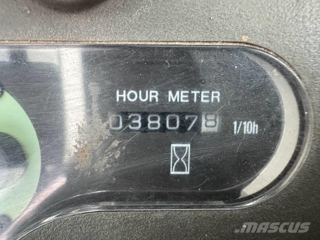 Yanmar V10 35-CR/3 Gravemaskiner på larvebånd