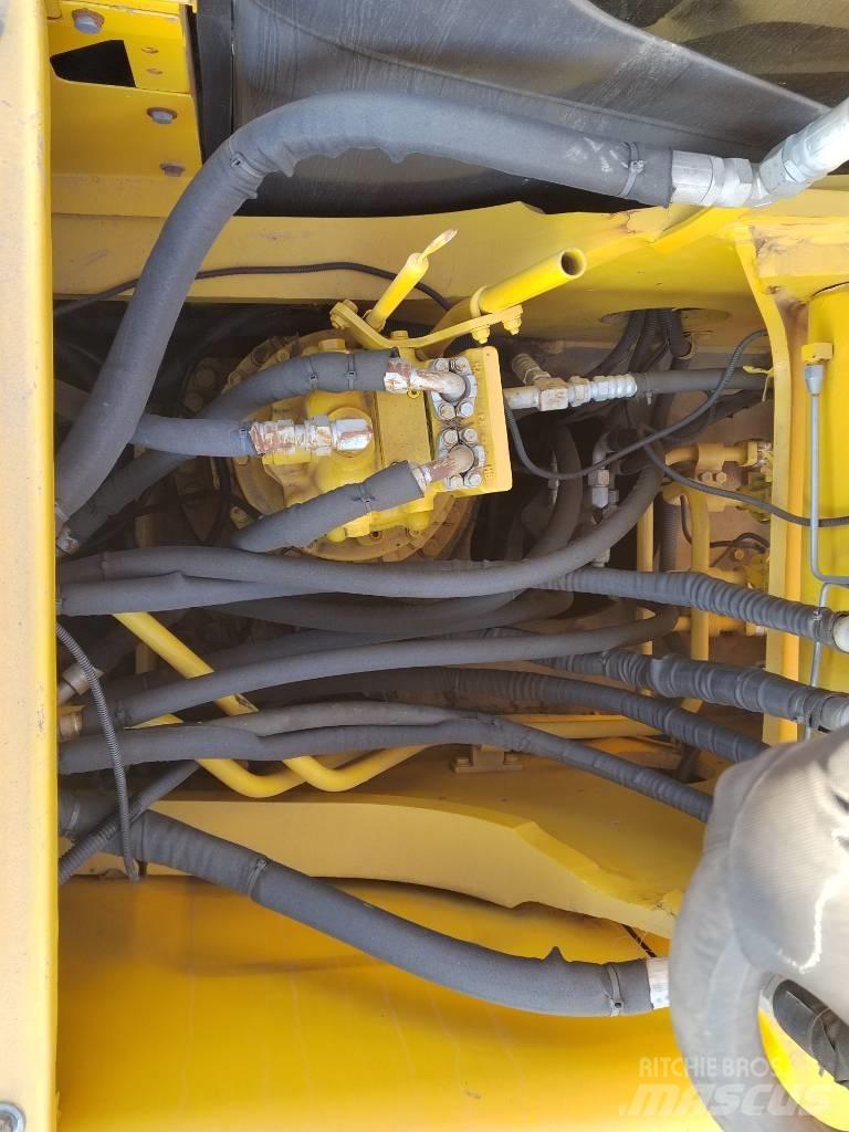 Komatsu PC 220-7 Gravemaskiner på larvebånd