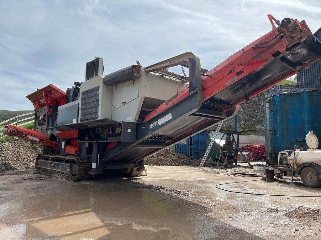 Sandvik QI340 Mobile knusere