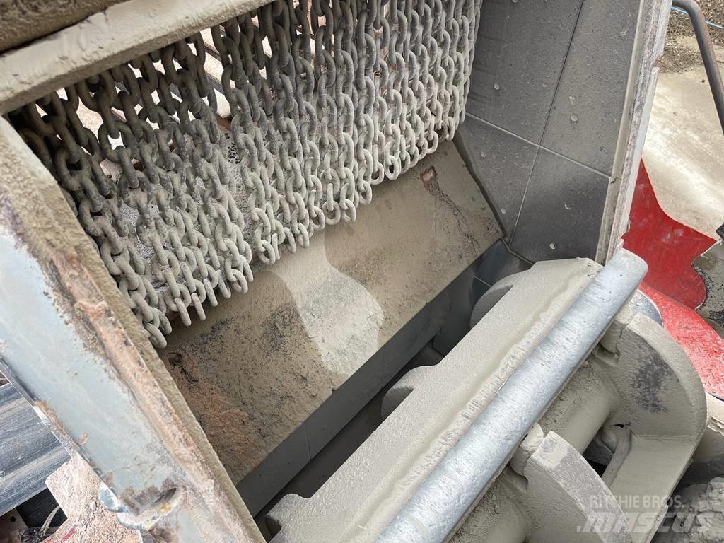 Sandvik QI340 Mobile knusere