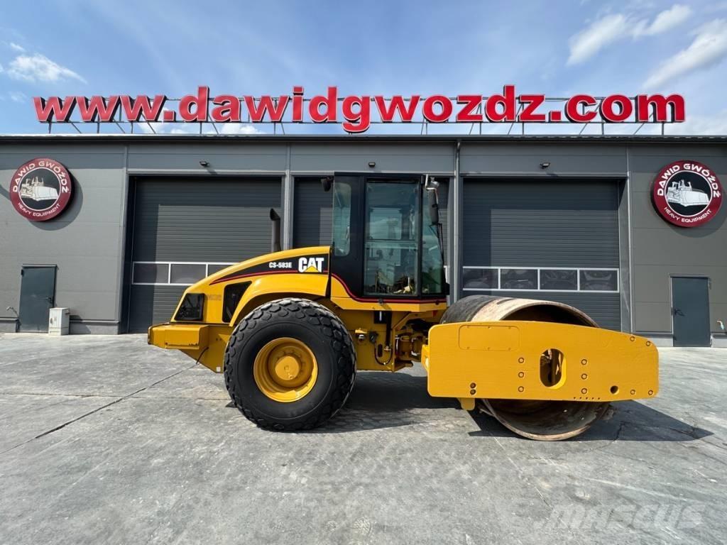 CAT CS 583 E Enkelt tromle