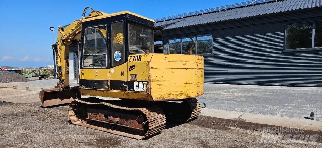 CAT E 70 B Midi-gravemaskiner 7t - 12t