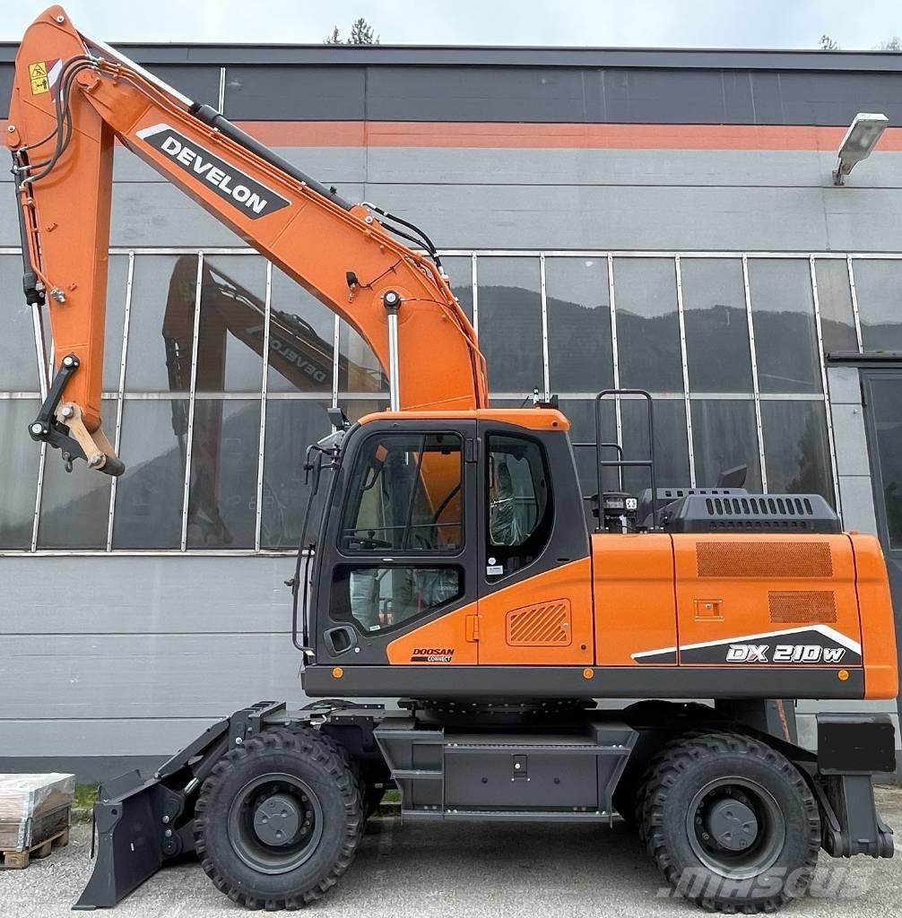 Develon DX 210 W-7 Gravemaskiner til skovbrug