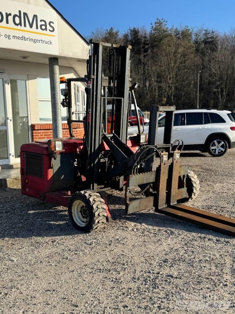 Moffett M4 25.3 Diesel gaffeltrucks
