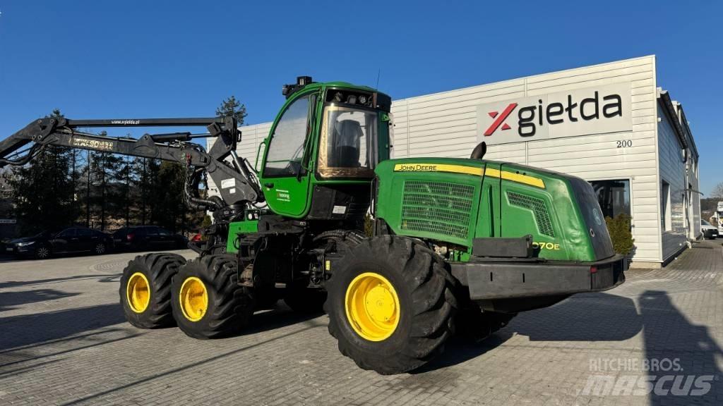 John Deere 1070 E Skovningsmaskiner