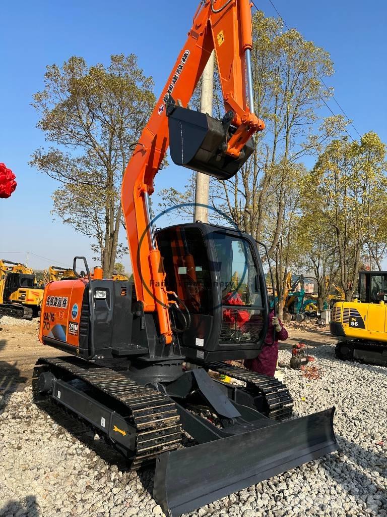 Hitachi ZX 70 Gravemaskiner på larvebånd