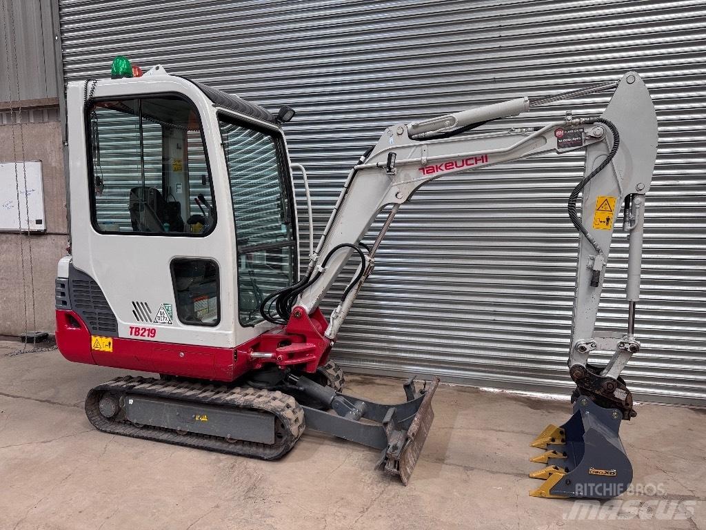 Takeuchi TB 219 Minigravemaskiner
