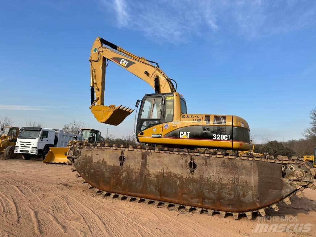 CAT 320 C L Amfibiegravemaskine