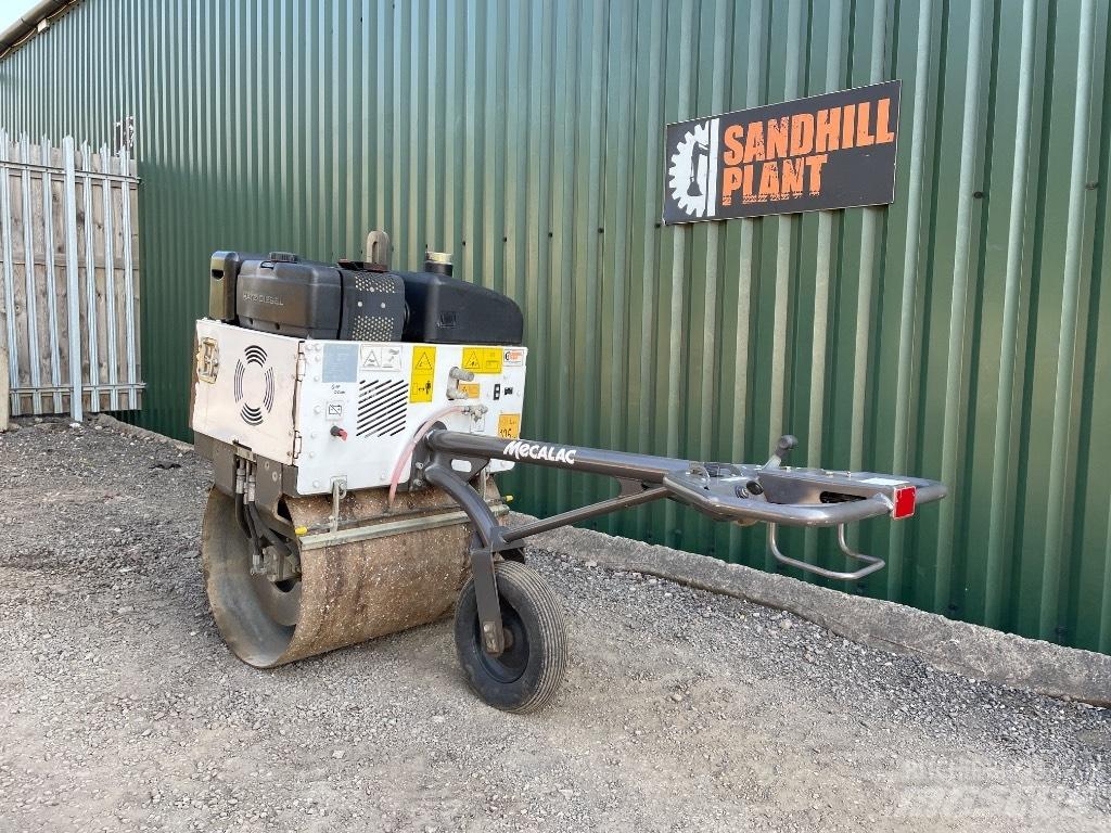 Mecalac MBR 71 Enkelt tromle