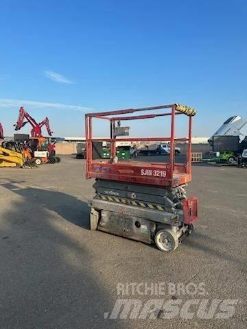 SkyJack SJIII3219 Saxlifte
