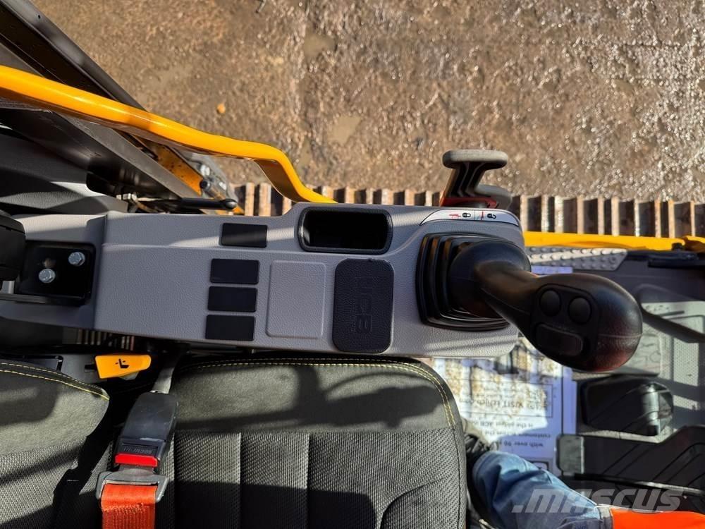 JCB 220X Gravemaskiner på larvebånd
