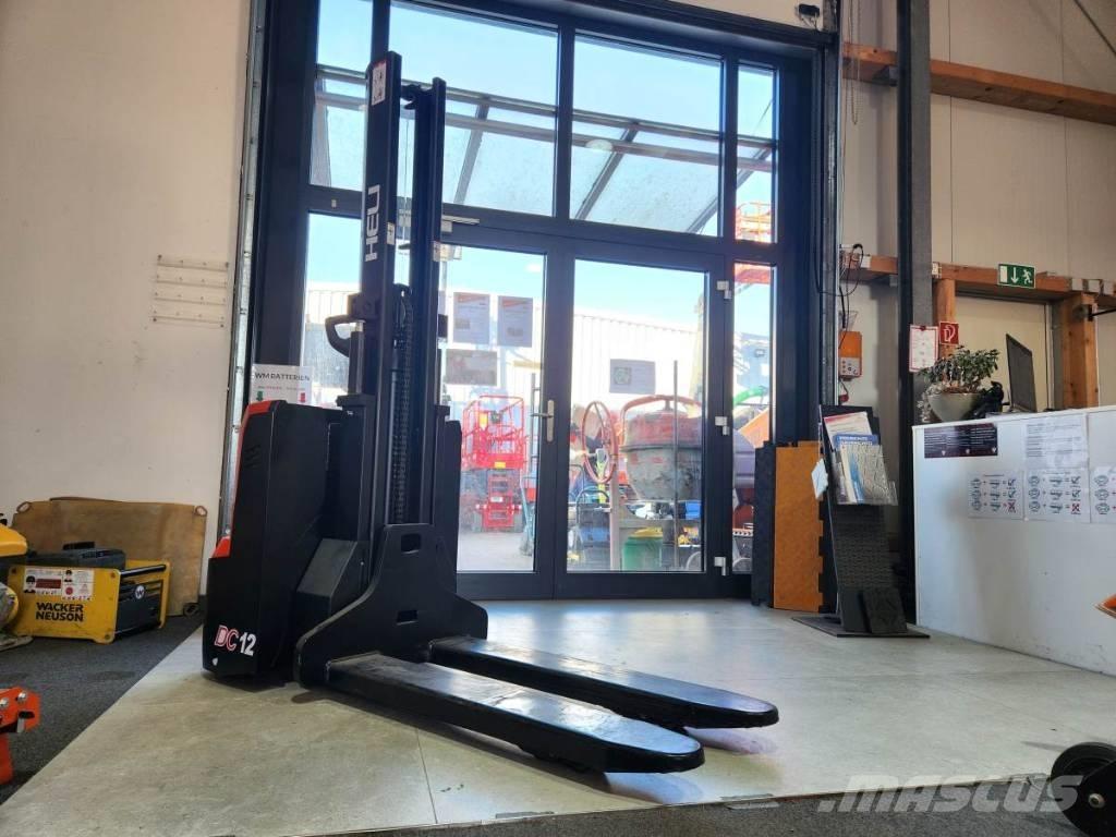 Heli CDD 12RD-S Selvkørende stablere